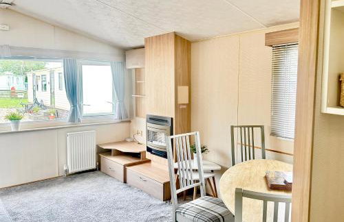 Holiday Home caravan LOCHLANDS Forfar - Foto 2