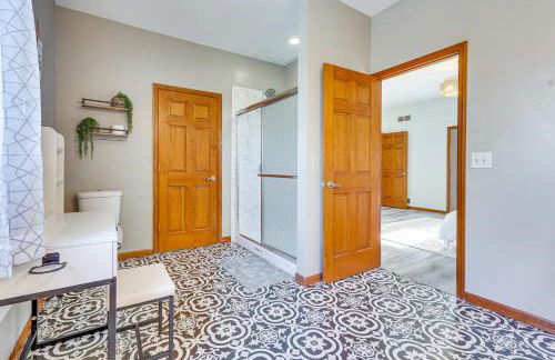 Elegant Pataskala Home with Hot Tub and Fire Pit! - Foto 18