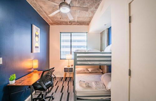 Relaxing 2BD - Central Downtown - Gym, Pool, Parking - Foto 42