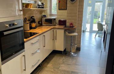 Coaltown Cottage Cosy 4 bed cottage with log burner, close to Gower beaches - Foto 16