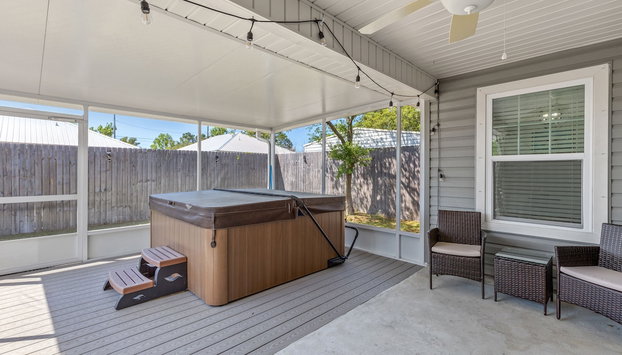 Family Friendly! 3bd, 2BA Home! Close to Beach! HOT Tub! - Foto 2, Profilbild