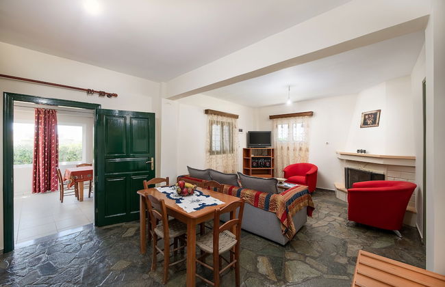 Petrakis Maisonette Near The Sea - Photo 8