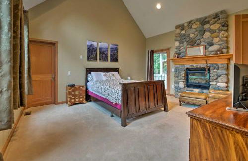 Home on Skykomish River with Fire Pit and Hot Tub - Foto 12