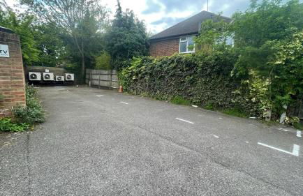 One-Bedroom flat in Cheam Village - Foto 24