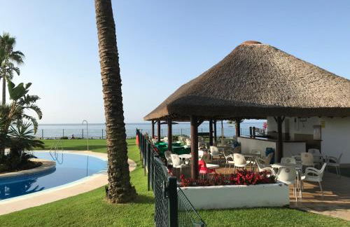 MI CAPRICHO, Beachfront, Grownfloor, Private Garden & Terrace - Photo 53