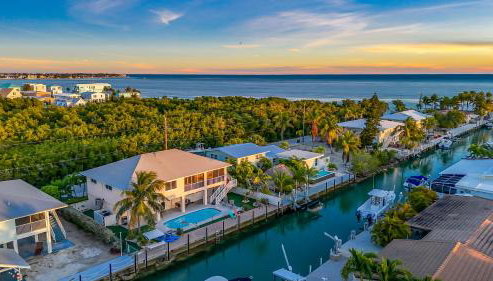 NEW!Paradise PalmsDockPoolKayaks GrillView! - Foto 5