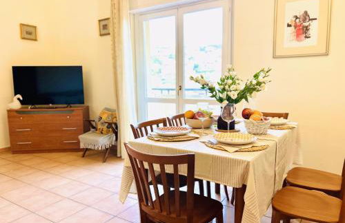 Appartamento a Fiuggi con 2 camere, splendida vista sulle montagne e perfetto per 4 ospiti - Foto 9