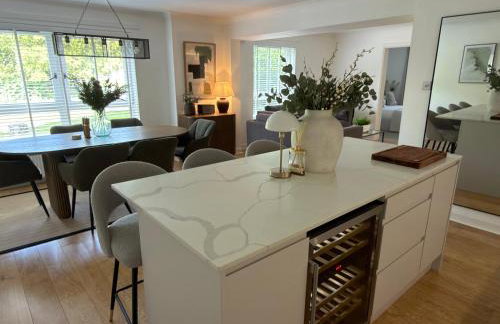 Lux 2 Bedroom Ground Floor Apartment - Photo 7