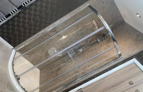 Muscovy Lodge with Hot Tub at Tattershall Lakes Country Park - Foto 18