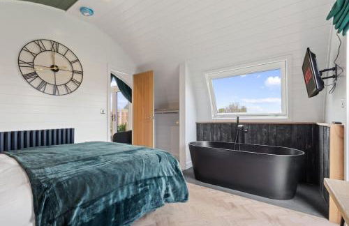 Nestledstays - The Barn House With Hot Tub - Foto 6