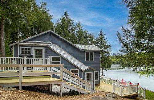 Lakefront Home with Seasonal Dock in Limerick! - Foto 29