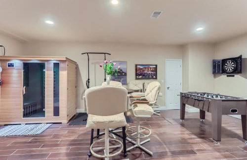 Denver Retreat Home with Stunning Lake, Mountain Views and Luxury Amenities - Foto 12