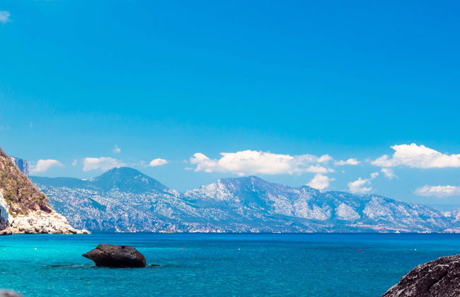 Ski nautique dans le golfe d'Orosei - Photo 1