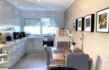 Ruhige Wohlfühloase auf zwei Ebenen - mit Terrasse im Grünen und Balkon - Foto 30