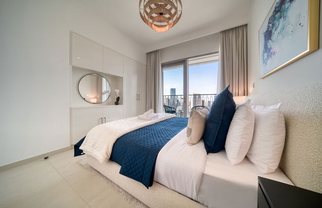 Classy Downtown 2BR w City View Balcony - Photo 40