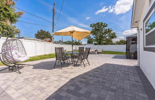 3Bd 2Ba House with Parking Laundry and Large Patio - Foto 11