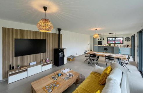 Awesome Home In Creances With Wifi - Foto 2