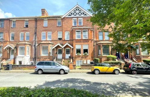 St Michaels Town House - Elegant and Large Holiday Home in the Heart of Gloucester - Foto 39