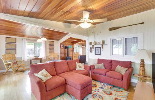 Cozy Lake Champlain Cottage with Private Beach! - Foto 2