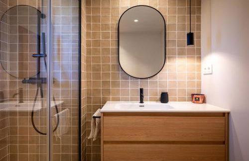 AT148 Frente la playa, jardín privado, vistas mar - Foto 28