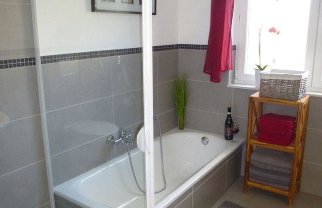 Relaxing Holiday Home in Willersdorf in the Forest - Photo 24