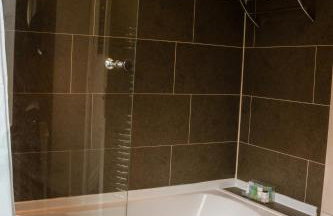 Modern & Spacious 4 Bedroom Residence in manchester - Foto 11