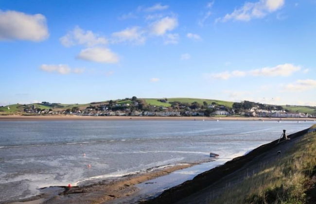 Appledore Yardarm 4 Bedrooms - Photo 20