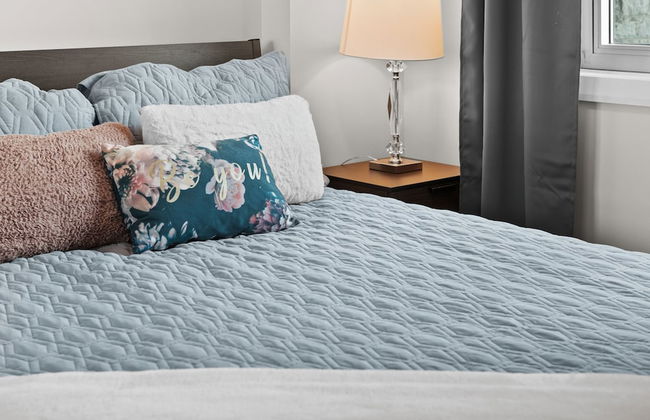 GLOBALSTAY. Gorgeous Downtown Condos. Free parking - Photo 27