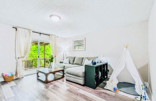 Heart of S Tampa- Hot Tub, Private Backyard, Fire Pit, Grill, 5 min to Beach - Foto 21