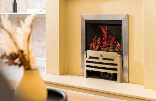 Stylish 3 Bedroom House - Garden - Pool Table - Parking 165M - Foto 20