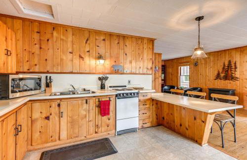 Hale Rustic Retreat on Long Lake Near Boat Launch! - Foto 8