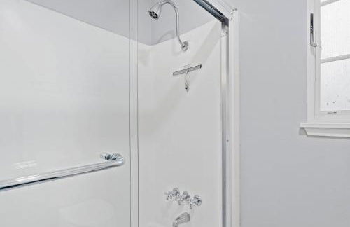 Restful Retreat - Vibrant - Tranquil Yard - Foto 18