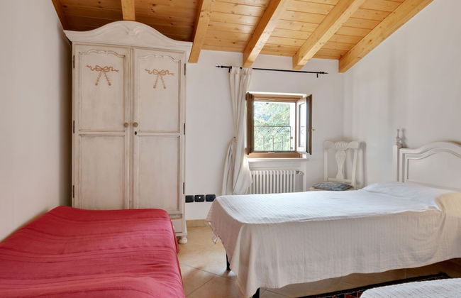 Fabulous Mansion in Pesina Spezie near Lake - Foto 10