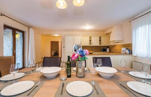 Beautiful Home In Turcic With Wifi - Foto 21