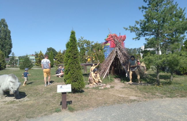 Holiday House in Dziwnowek Near Sea and Lake - Photo 21