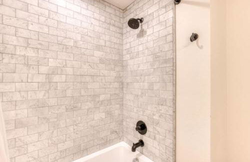 Vogel Vacation - Spacious Secluded, Hot Tub & Game Room - Foto 33