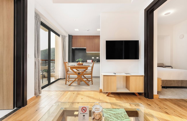 Atithi Suites - Photo 67