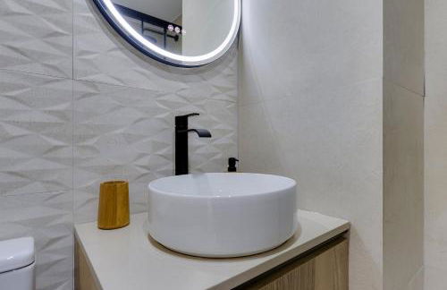 VILASOL - "Captain's Retreat" for 4 with AC facing the gardens & Pool - Foto 39