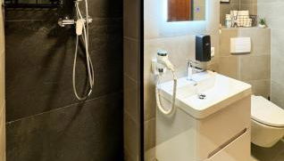 modern living in Karlsruhe - frieden apartments - Photo 3, Shower