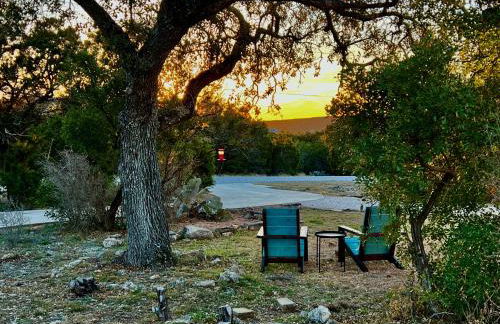 Hilltop Hideaway-Rest, Relax, Reconnect! - Foto 1