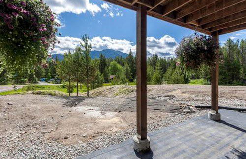 Sunny Mountain Cabin for a Group Getaway in West Glacier, Montana - Foto 55