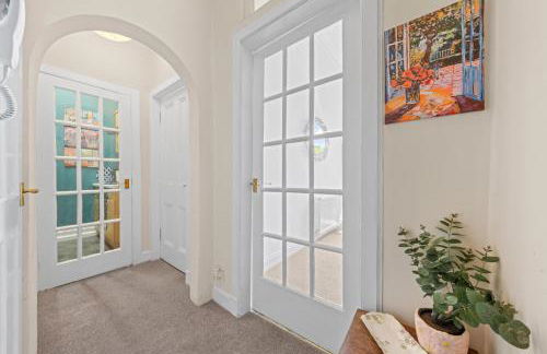 Cosy 1 Bedroom Apartment next to Fountain Park - Edinburgh - Photo 16