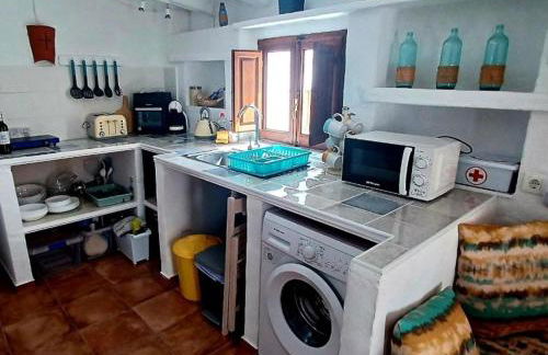 Cuevas Azul - Photo 5