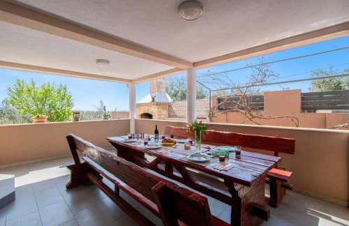 Holiday Home Enard with Jacuzzi by Istrabook - Foto 10