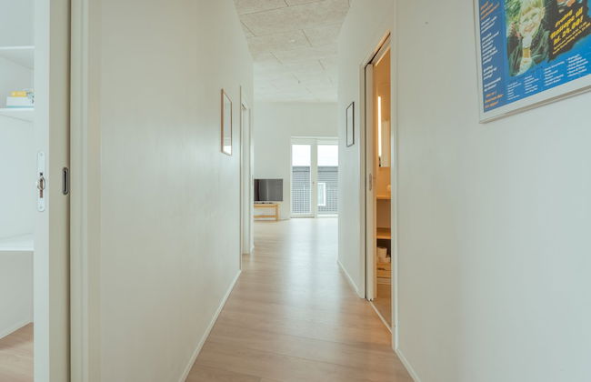 Delightful 2 Bedroom Apt | Balcony | Parking - Foto 17