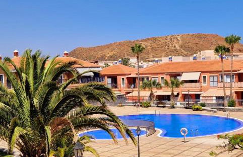 Natalia - Melrose Place - Foto 25