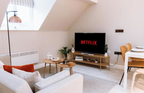 Luxury 2 BD with Free Parking & WIFI, Near Train Station and Stockport Hospital - Foto 1