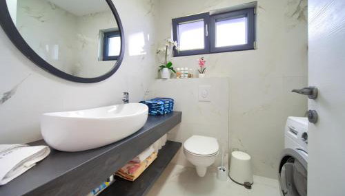 Villa LUMINOSA with outdoor and indoor pool and sauna - Foto 4