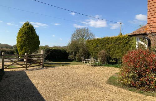 Country cottage overlooking fields with garden room - Foto 53