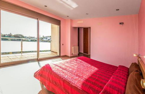 Lovely Home In Sant Cebrià De Vallalta - Foto 28